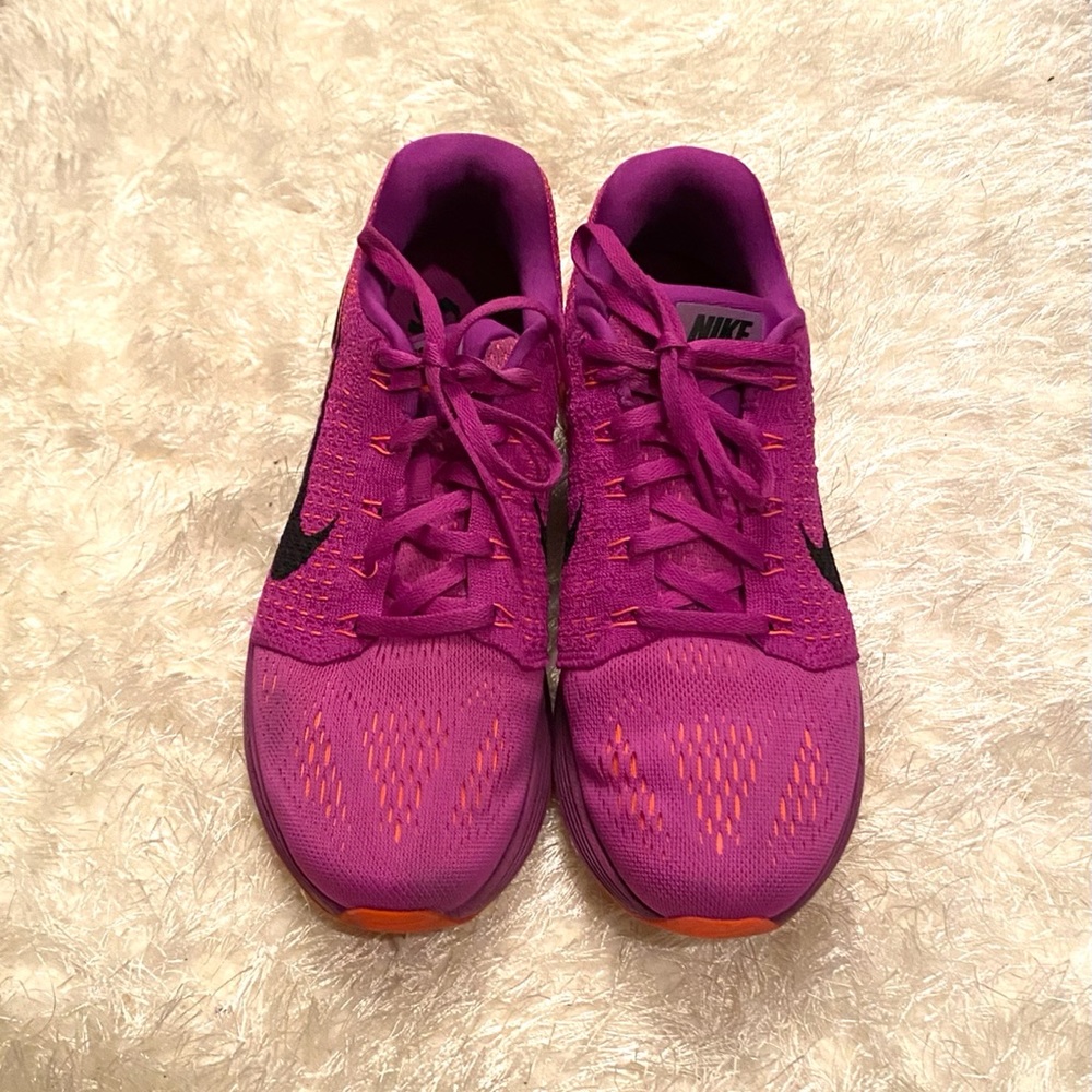 Running Shoe